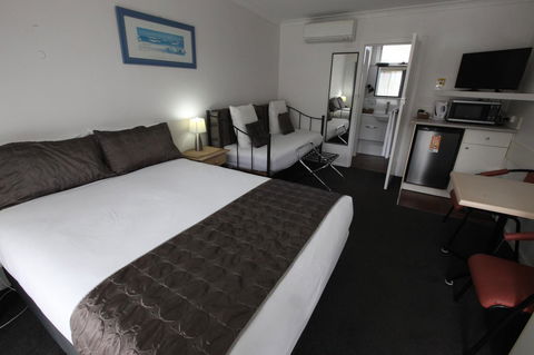 Mornington Motel - Holiday Find 1