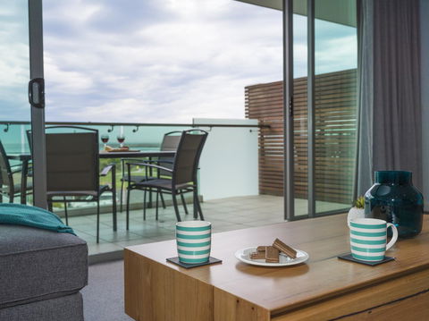 The Dolphin Apartments - Holiday Find 12