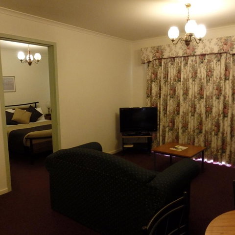 Bright Chalet - Holiday Find 10