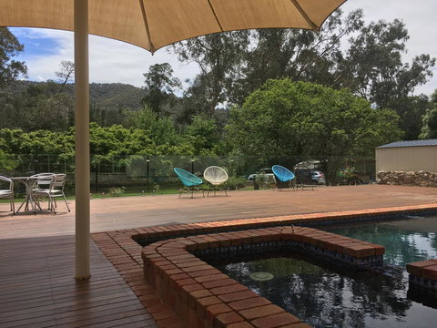 Bright Chalet - Holiday Find 19