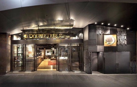 DoubleTree By Hilton Melbourne - Holiday Find 24