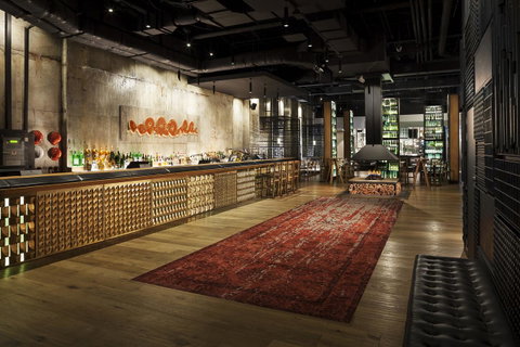 DoubleTree By Hilton Melbourne - Holiday Find 26