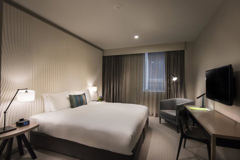 DoubleTree By Hilton Melbourne - Holiday Find 33