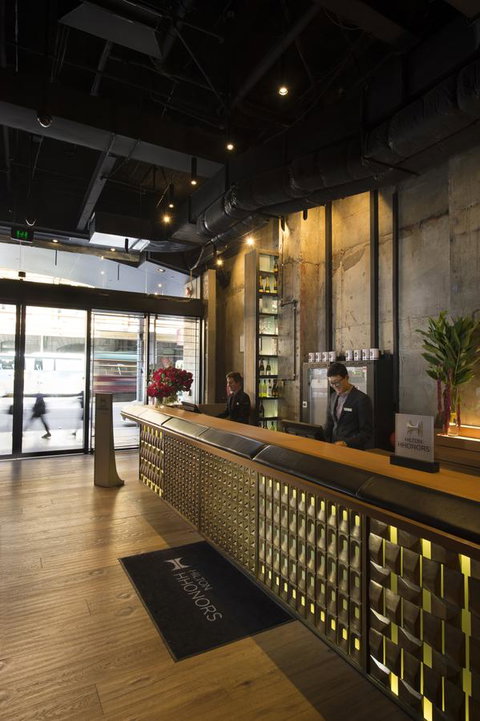 DoubleTree By Hilton Melbourne - Holiday Find 42