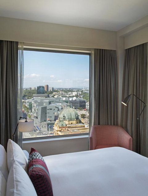 DoubleTree By Hilton Melbourne - Holiday Find 4