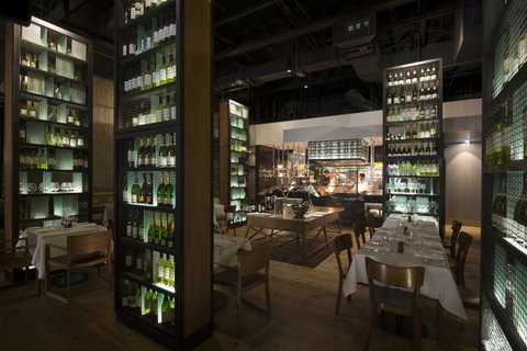 DoubleTree By Hilton Melbourne - Holiday Find 40
