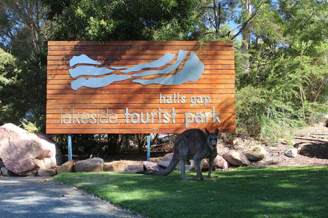 Halls Gap Lakeside Tourist Park - Holiday Find 3