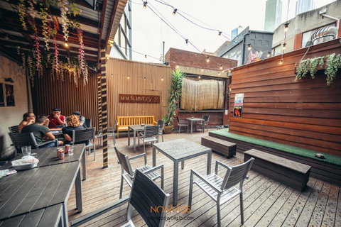 Nomads Melbourne Backpackers - Holiday Find 10
