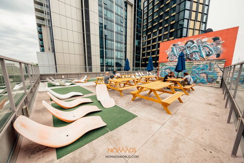 Nomads Melbourne Backpackers - Holiday Find 12
