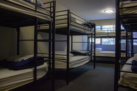 Nomads Melbourne Backpackers - Holiday Find 43
