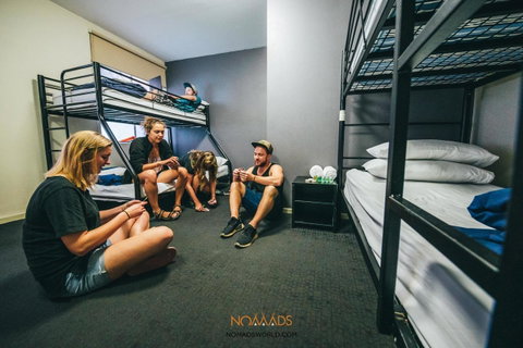 Nomads Melbourne Backpackers - Holiday Find 32