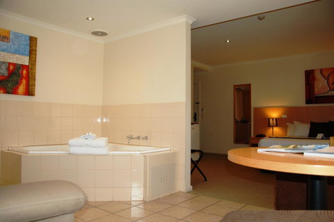 Mercure Hotel Mildura - Holiday Find 24