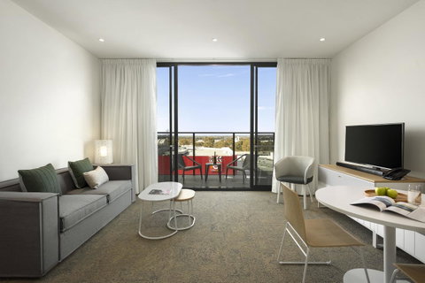 Quest Epping - Holiday Find 11
