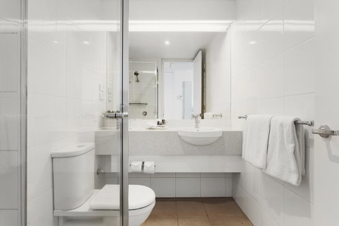 Mercure Melbourne Albert Park - Holiday Find 12