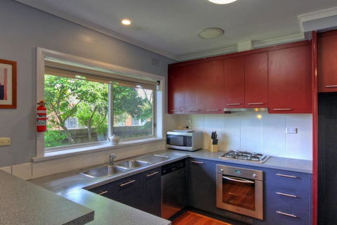 Jacaranda House - Holiday Find 4