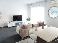 Book North Melbourne Accommodation Vacations Holiday Find Holiday Find