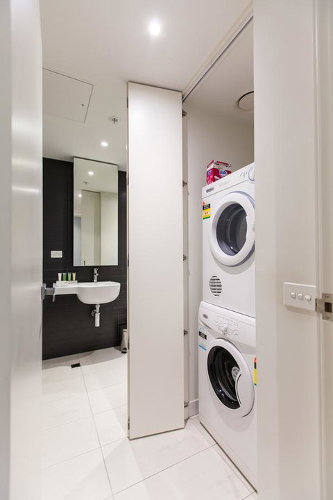 Southern Cross Serviced Apartments - Holiday Find 10