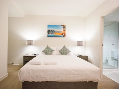 Southern Cross Serviced Apartments - Holiday Find 28