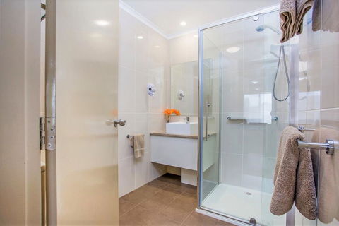 Comfort Inn Warrnambool International - Holiday Find 3