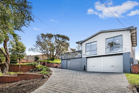 Beachside House - Holiday Find 17