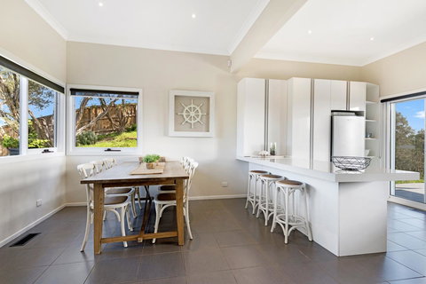 Beachside House - Holiday Find 9