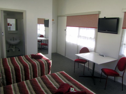The Highlander Motel - 24HR Check In - Holiday Find 27