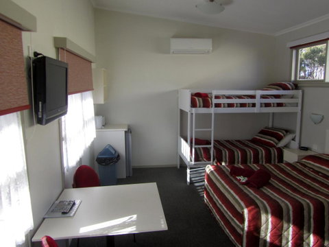 The Highlander Motel - 24HR Check In - Holiday Find 21