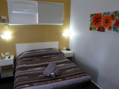 The Highlander Motel - 24HR Check In - Holiday Find 14