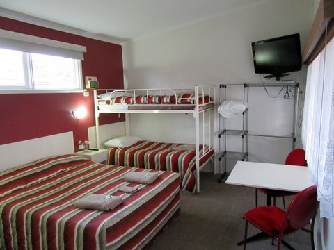 The Highlander Motel - 24HR Check In - Holiday Find 17