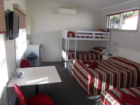 The Highlander Motel - 24HR Check In - Holiday Find 22
