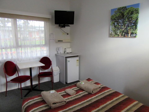 The Highlander Motel - 24HR Check In - Holiday Find 12