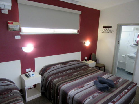 The Highlander Motel - 24HR Check In - Holiday Find 2