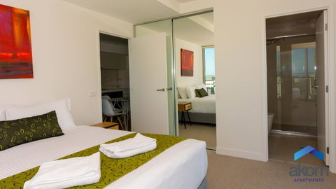 AKOM Melbourne - Holiday Find 14