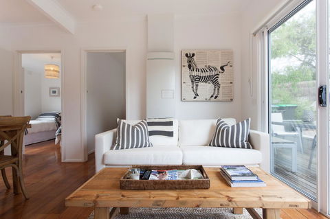 Capella Villa No. 4 - Stunning Luxury Decor Inside And Out - Holiday Find 3
