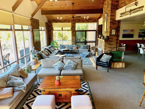 Valley View Lodge - Holiday Find 14
