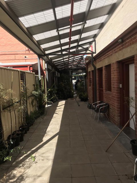 CROWN CENTRAL BUSINESS DISTRICT MOTEL - NO UNDER 18s - Holiday Find 14