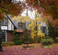 Merrimeet Cottages - Holiday Find