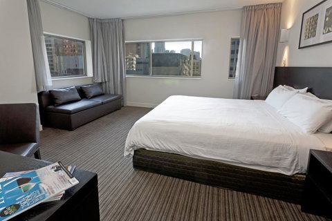 Causeway 353 Hotel - Holiday Find 34