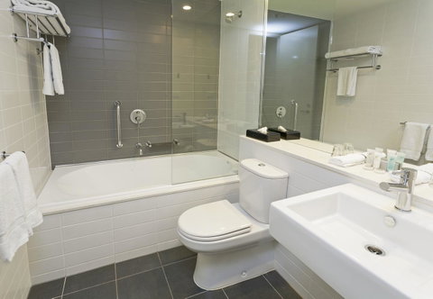 Causeway 353 Hotel - Holiday Find 28