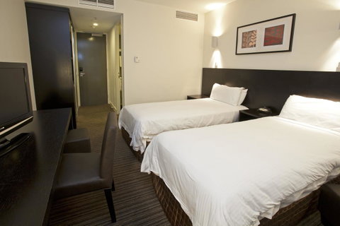 Causeway 353 Hotel - Holiday Find 26