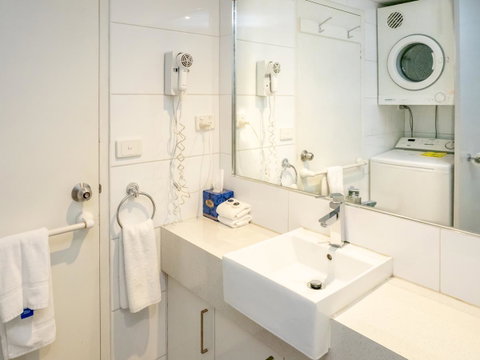 Riverside Apartments Melbourne (formerly Best Western Riverside Apartments) - Holiday Find 33
