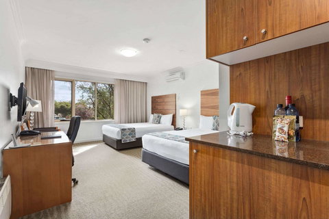 Quality Hotel Bayside Geelong - Holiday Find 9