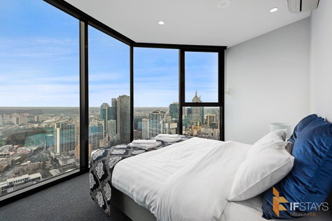 IFSuites (IFSTAYS) Light House Victoria One Apartment - Holiday Find 0