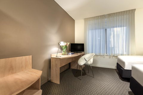 Ibis Melbourne Hotel And Apartments - Holiday Find 9