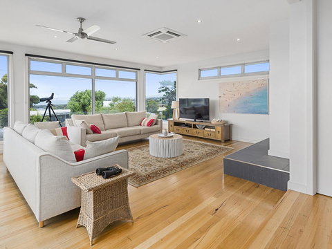 Aireys Ocean View - Holiday Find 4