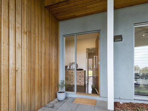 Aireys Ocean View - Holiday Find 15