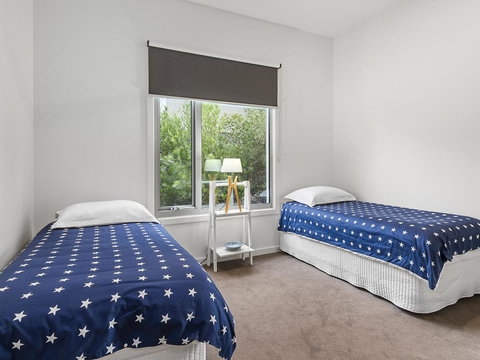 Aireys Ocean View - Holiday Find 12