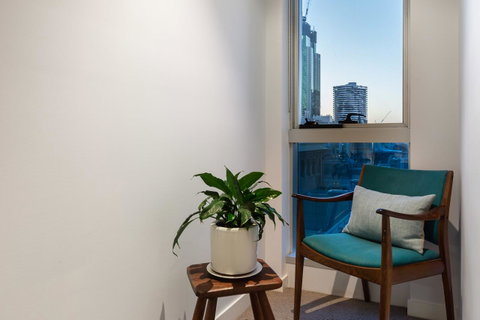 Auguste, Melbourne CBD Private Accommodation With Parking - Holiday Find 8