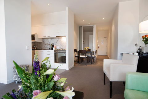 Adara Hotel Richmond - Holiday Find 3