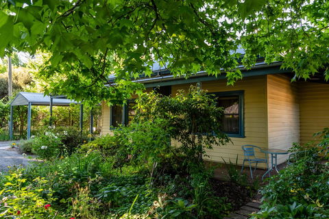 The Orchard House - Holiday Find 0